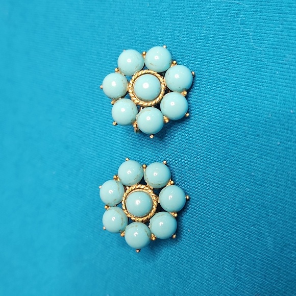Elegant Gold and Blue Floral Earrings - Picture 1 of 5